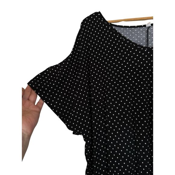 Cold Shoulder Women's V-Neck Short Sleeve Polka Dot Pullover Top Size 1X Black - Picture 4 of 9